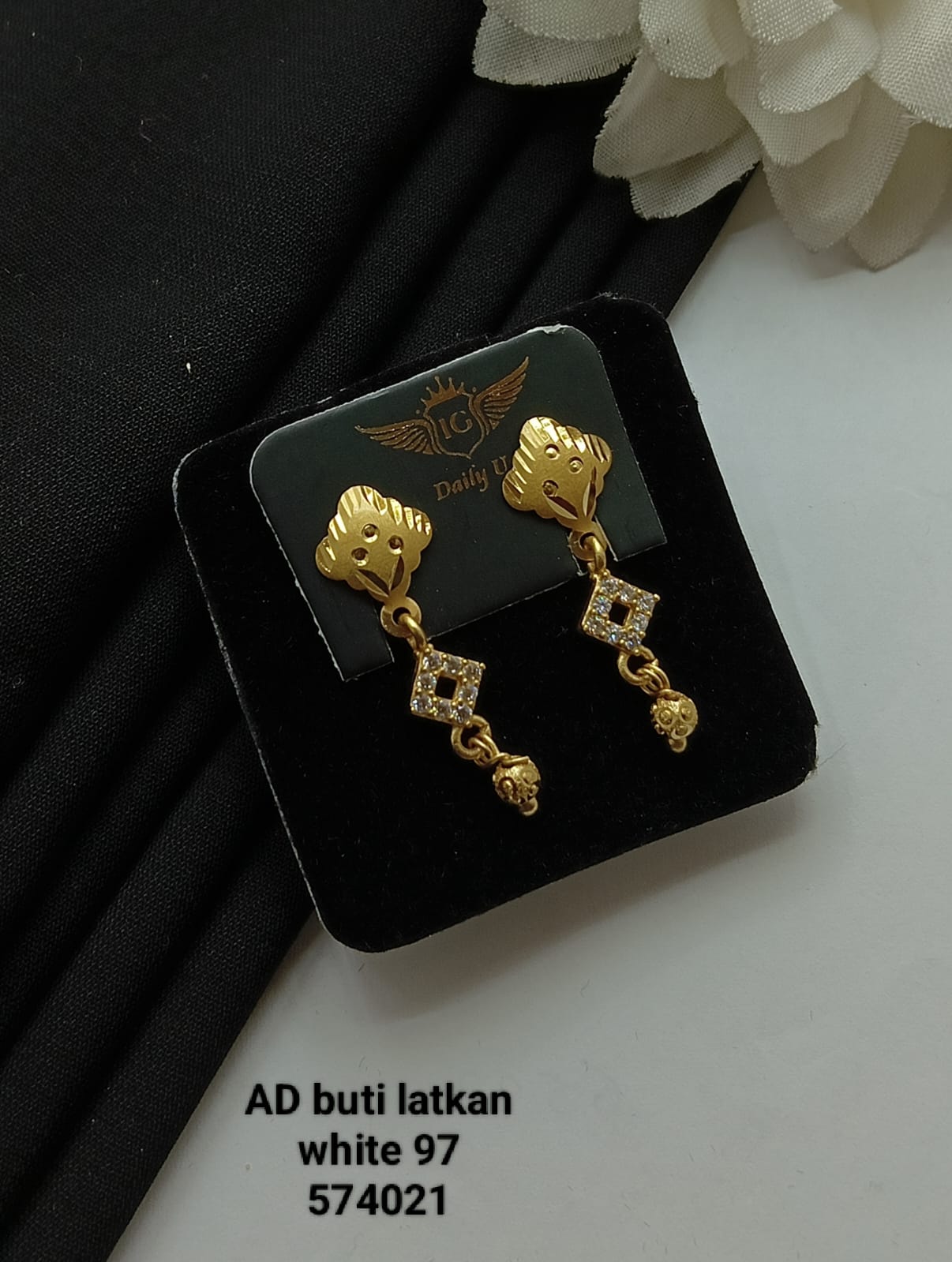 Bridal-Look Jewellery, Imitation Price.