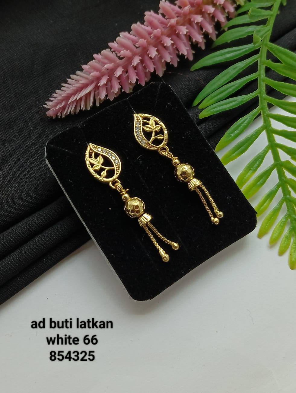 Bouquet AD Stud Earrings